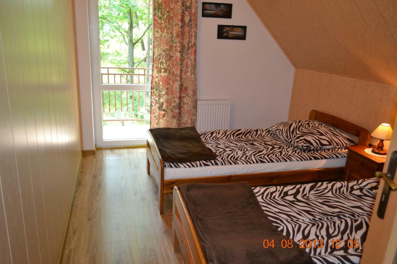 Dom Na Skraju Lasu Villa Wilkasy Ngoại thất bức ảnh